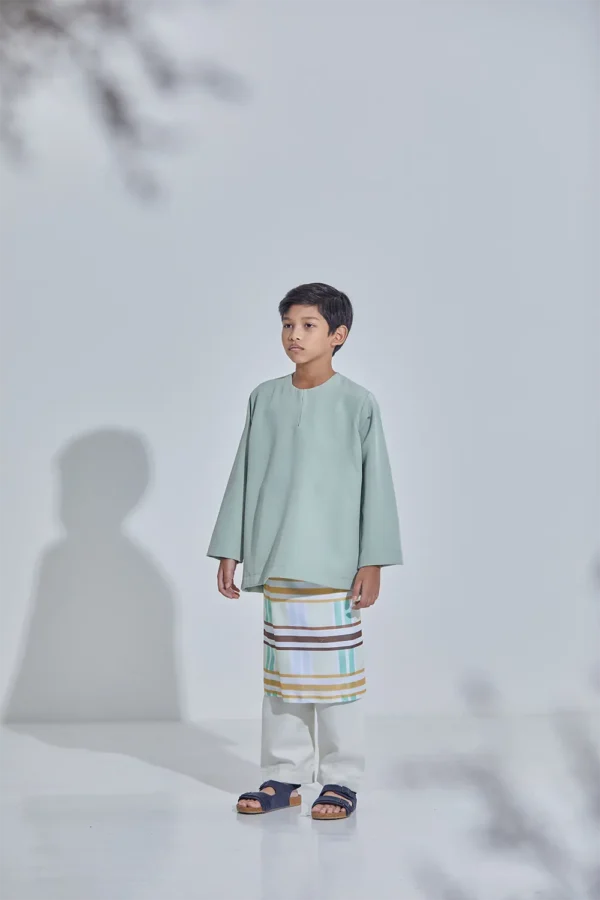 Set Baju Melayu Jejaka Hati (Kids) - Sage Green - Image 2